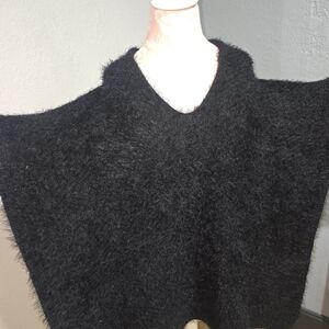 Black Fuzzy SOFT Eyelash Poncho